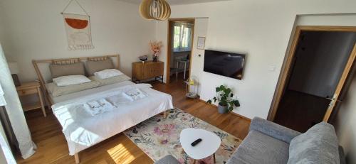 Rajecke Teplice Apartment | Zeus Apartment: Family-Friendly Stay with Top Reviews