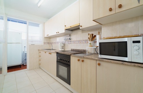 Platja de l'Arenal House | ZEUS Apartment in Xàbia: Balcony, Ocean View & Free WiFi