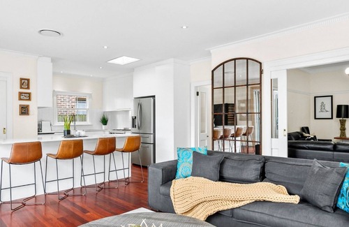Roseville House | Discover Zeus Fully Furnished Home with Pool in Roseville