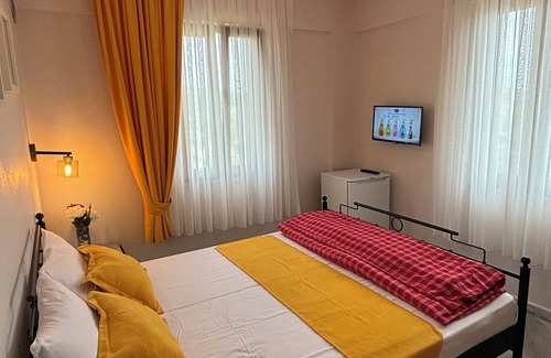 Bozcaada House | Unforgettable Ocean View at Zeus Kır Evi - 10/10 Rating