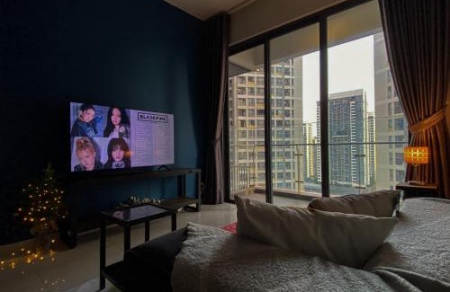 Thao Dien Apartment | Discover Zeus Living - Elegant Palace with Pool & Family Perks
