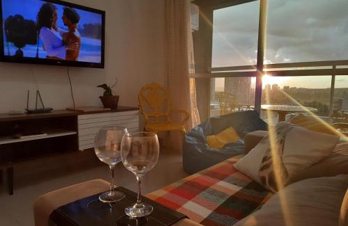 Sao Carlos Apartment | Modern Zeus Hotel with WiFi - Ideal Location for Families