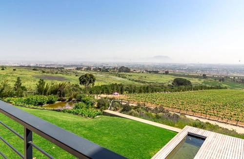 Trawal House | Zevenbosch Guest Villa