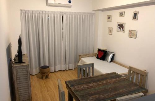 Colegiales Apartment | Pet-Friendly Zgodan: Guest Rated 10/10 with Pool & Kids' Fun
