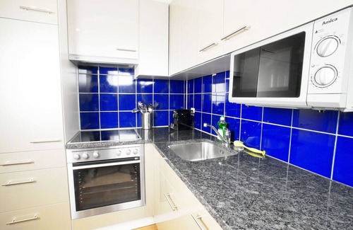 Oerlikon Apartment | Discover ZH Blueberry lV - Oerlikon HITrental Apartment
