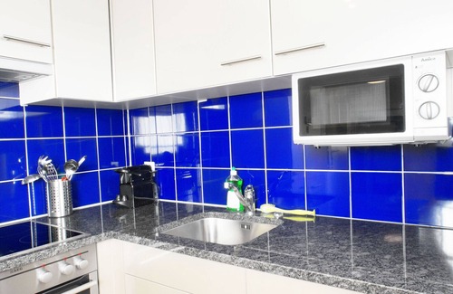 Oerlikon Apartment | Discover ZH Blueberry lV - Oerlikon HITrental Apartment
