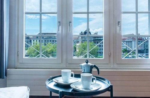 Niederdorf Apartment | Pet-Friendly ZH Niederdorf V - HITrental with Spa & Breakfast