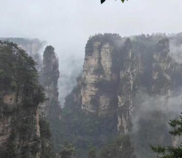 Yongding House | Budget-Friendly Stay at Zhangjiajie Tianmen Mountain Inn