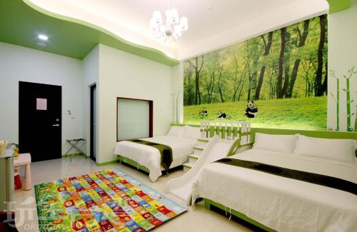 Wujie Bed & Breakfast | Family-Friendly Zhen Ai B&B with 9/10 Guest Rating