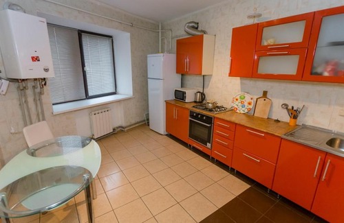 Kursk Apartment | Comfortable Accommodation at Советская - Pet-Friendly Stay