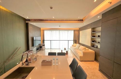 Jing'an Apartment | Premier ZHome-Deplex Apartment Near The Bund - 10/10 Rated