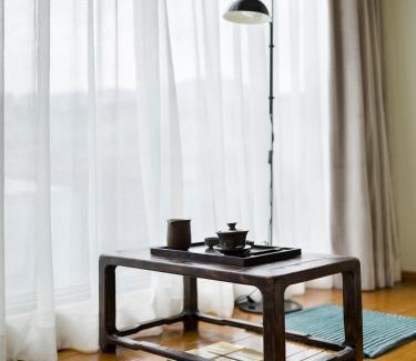 Xiangzhou District Hotel | Discover Zhuhai Bei Shan Ju Art Hotel with Breakfast & Access