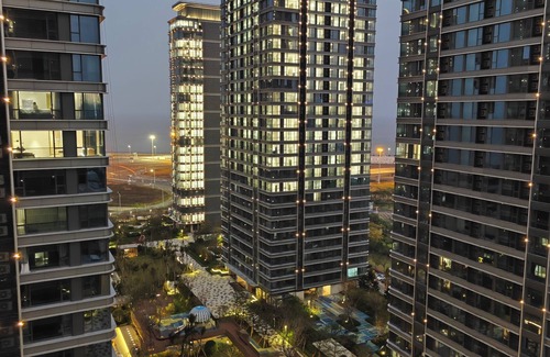 Xiangzhou District Apartment | Family-Friendly Retreat at BoShengManZhiHuiFuWuGongYu