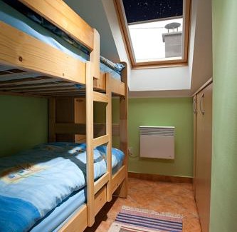 Trebnje House | Inviting Zidanica Meglič - Vineyard Cottage with Family Amenities