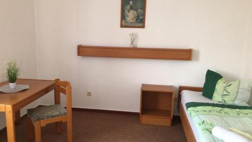Zielitz House | Budget-Friendly Stay at Zielitzer Hof with Breakfast Included