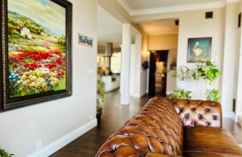 Niedzica Villa | Experience Zielony Dom: Family-Friendly with Pool & Hot Tub