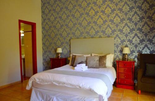 Vilaflor House | Discover Ziggys Mountain Retreat: Family-Friendly Oasis