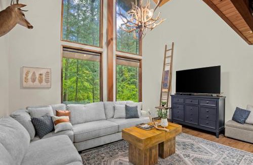 Rhododendron House | Nature Retreat at ZigZag Basecamp: Cozy Cabin with Hot Tub