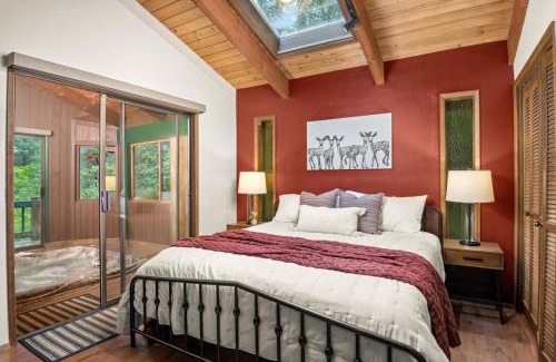 Rhododendron House | Nature Retreat at ZigZag Basecamp: Cozy Cabin with Hot Tub