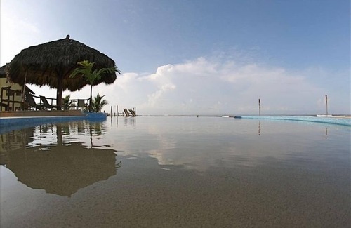 Saladita House | Beachfront Escape: La Saladita Retreat in Zihuatanejo