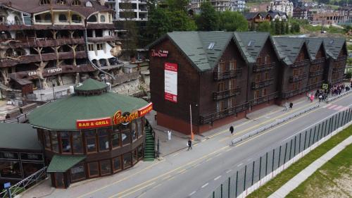 Bukovel Resort | Experience ZimaSnow Ski & Spa Club: Top-Rated Getaway