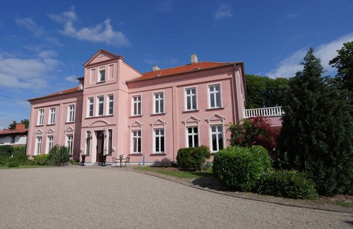 Hohen Demzin House | Discover Zimmer Güstrow - Schlosshotel Groß Köthel