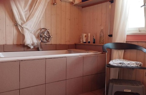 Schoemberg House | Welcoming Zimmer in Nordschwarzwald with Family-Friendly Amenities