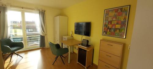 Rondorf House | Garden View Rooms with Family-Friendly Amenities