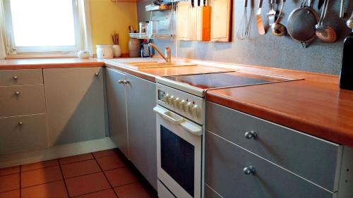 Schoemberg House | Welcoming Zimmer in Nordschwarzwald with Family-Friendly Amenities