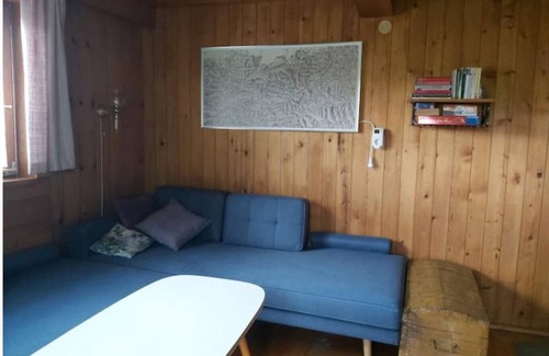 Schlitters House | Exceptional Zimmerhäusl: Family-Friendly with Breakfast & Kitchen
