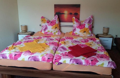Kloster Zinna House | Cozy Stay at Zimmervermietung M&R Bertuch - Pet Friendly!