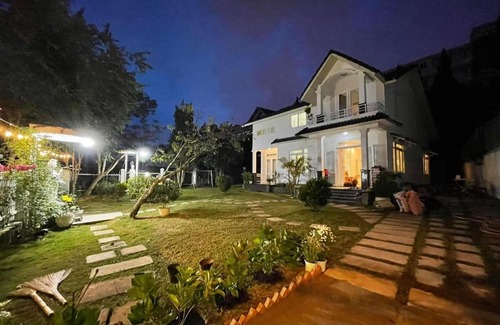 Phuong Villa | Top-Rated ZinZinVilla: Pet-Friendly with Breakfast Included