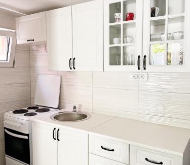 Susanj Apartment | Family-Friendly Stay at Zinzula 2 with Pet Amenities