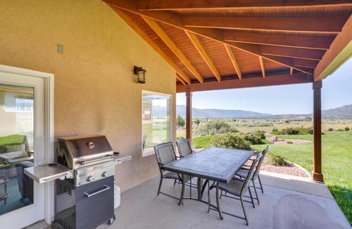 New Harmony House | Pet and Child Friendly Zion Mountain Guest House Awaits!