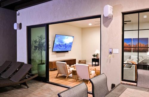 Hurricane House | Exclusive Zion Red Villa with Private Pool & Hot Tub Awaits