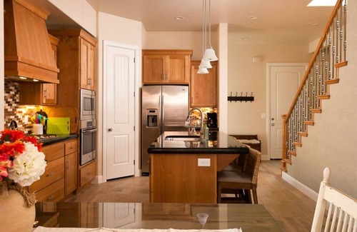 Washington House | Explore Summer Savings at Zion's Gate II with Two Pools!
