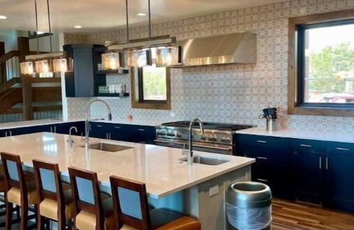 Zion National Park East Entrance House | Indulge in a Beautiful Cabin with Resort-Style Amenities