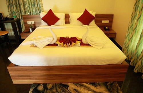 Chikkajala Apartment | Discover Zions Apartment: Pet-Friendly with Spa Amenities