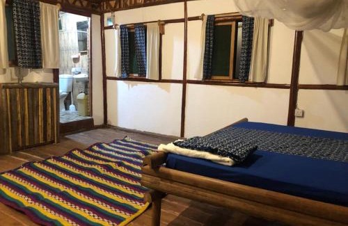 Dar es Salaam House | Explore Zionzuri Arts Ecovillage Tree House: Pet-Friendly Retreat