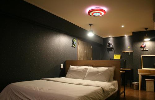 Bongcheon-dong Hotel | Affordable Stay at ZIP Hotel with Family-Friendly Amenities