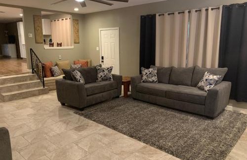 New Braunfels House | Pet-Friendly Retreat: Zipp Away LD 728 with Perfect Score
