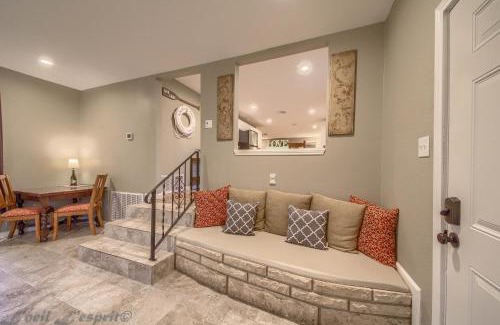 New Braunfels House | Pet-Friendly Retreat: Zipp Away LD 728 with Perfect Score