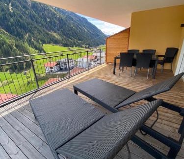 Kappl Apartment | Zirben Luxus Apartments mit SPA und Pool direkt in Kappl