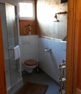 Hohentauern Apartment | Pet-Friendly Retreat at Zirbenhütte with High Guest Rating