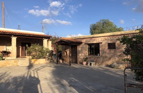 Tremithousa House | Gather at Zivla’s Stone House: Perfect for Celebrations