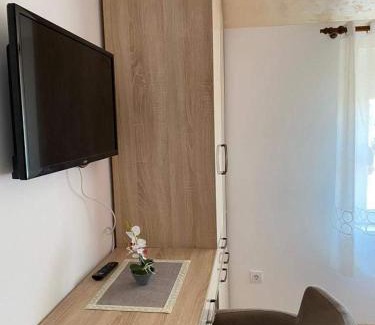 Ciganska Mahala Apartment | Guest Rated 10/10: Zlatar Zara Lux Awaits Your Stay