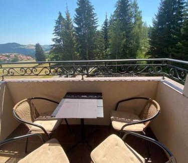 Ciganska Mahala Apartment | Guest Rated 10/10: Zlatar Zara Lux Awaits Your Stay
