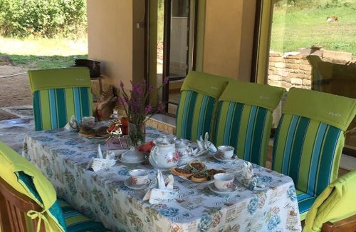 Etropole House | Cozy Zlatina Guest House: Pet-Friendly with Kitchen Amenities