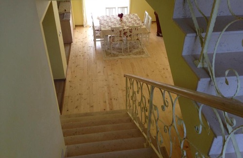 Etropole House | Cozy Zlatina Guest House: Pet-Friendly with Kitchen Amenities