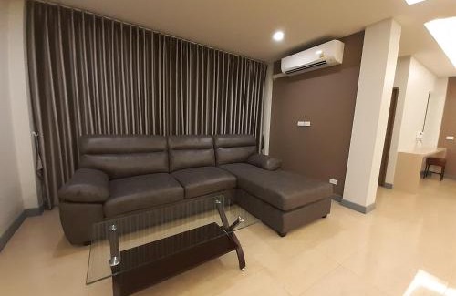Ban Luam Hotel | Discover Zleep D Hotel: Child-Friendly Comfort Awaits